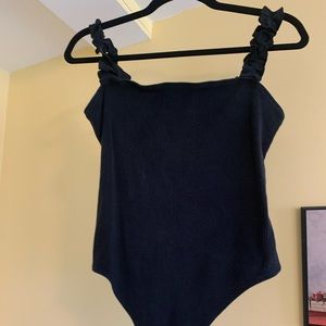 Size large artizia body suit